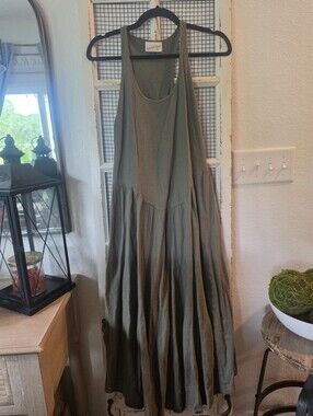 Universal Thread Green Dress